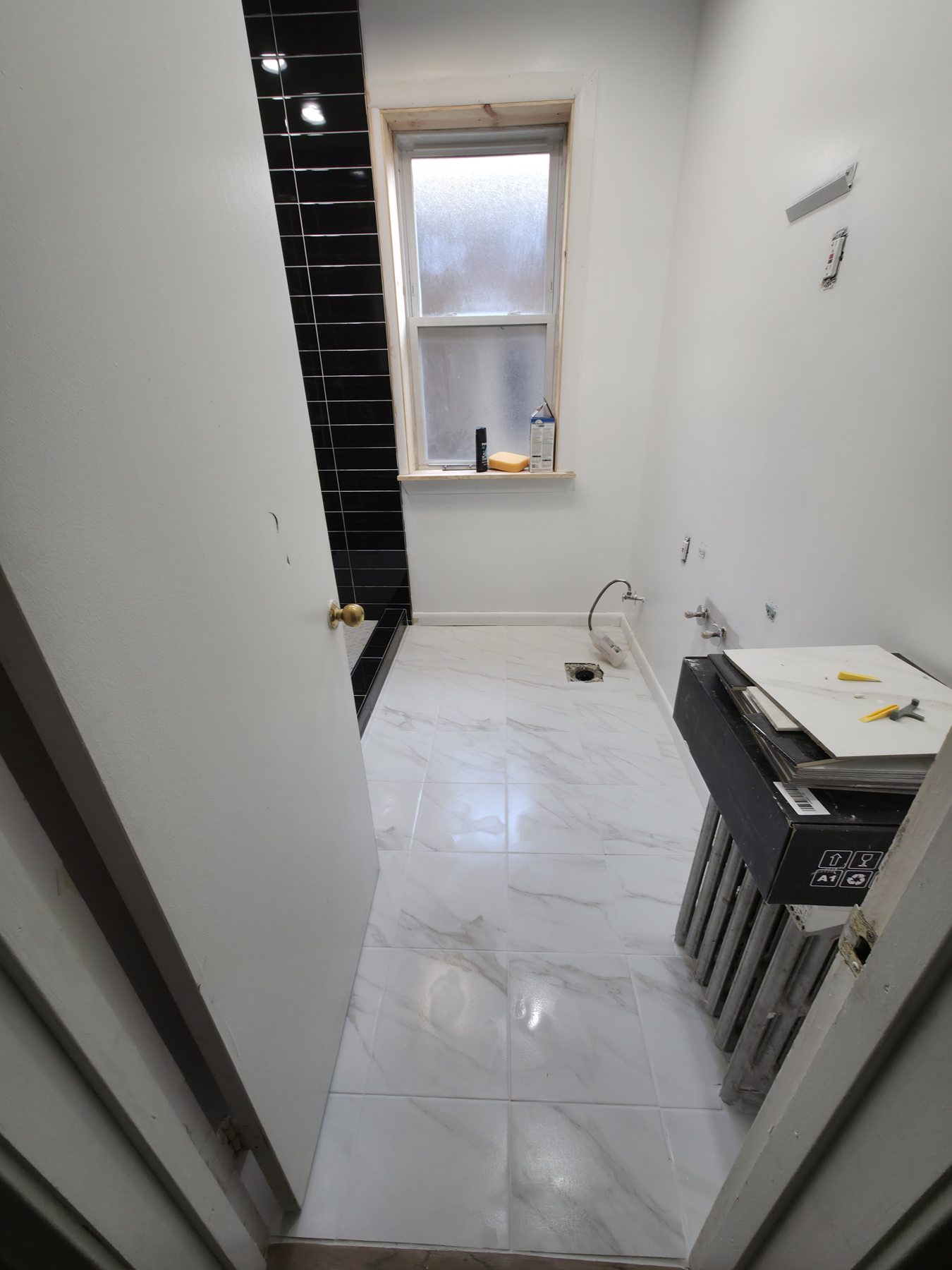 Shower wall and tile details